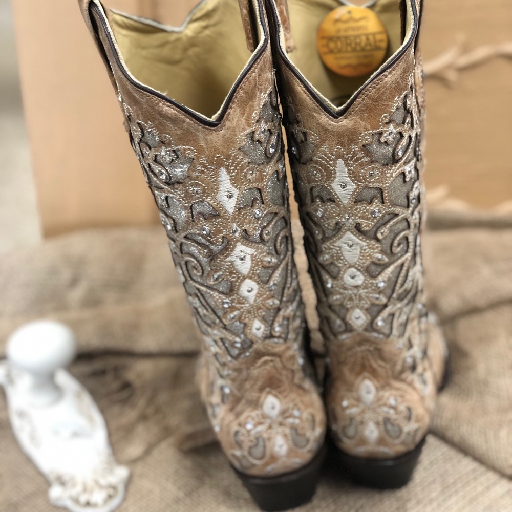 Corral boots - Picture 4 of 5